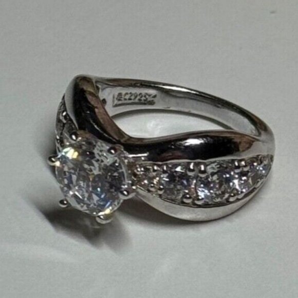 925 STERLING SILVER CZ RING SIZE 6.5 - Picture 3 of 10